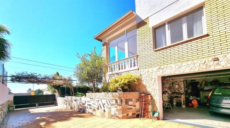 Жирона - Lloret de Mar - 824m2