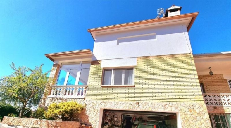Жирона - Lloret de Mar - 824m2