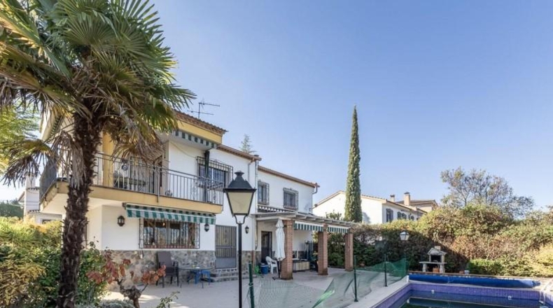 Granada - Gójar - 710m2