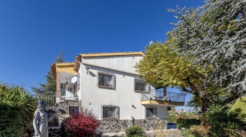 Granada - Gójar - 710m2
