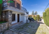 Chalet independiente con terreno en venta en la España, Monachil, ref: TR245320 foto