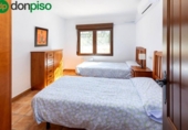 Chalet independiente con terreno en venta en la España, Monachil, ref: TR245320 foto