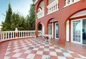 Chalet independiente con terreno en venta en la España, Chiva, ref: TR152648 foto