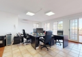 Chalet independiente con terreno en venta en la España, Chiva, ref: TR152648 foto