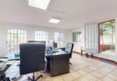 Chalet independiente con terreno en venta en la España, Chiva, ref: TR152648 foto