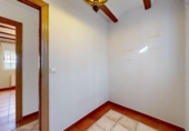 Chalet independiente con terreno en venta en la España, Chiva, ref: TR152648 foto