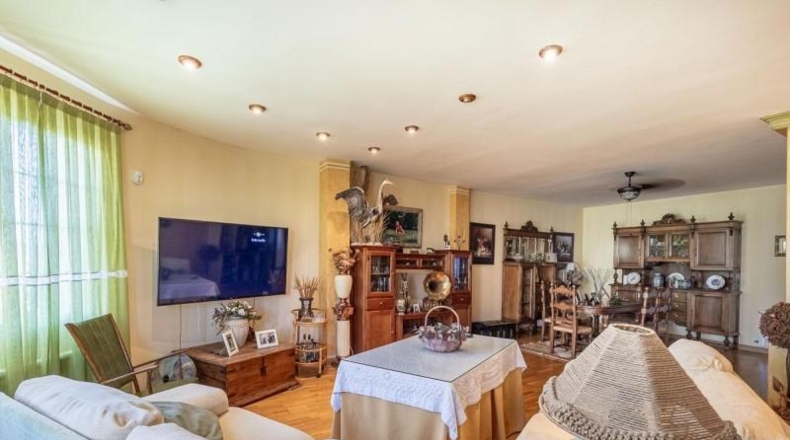 Granada - Iznalloz - 674m2