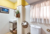 Chalet independiente con terreno en venta en la España, Iznalloz, ref: TR244785 foto