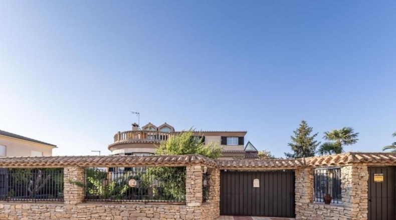 Granada - Iznalloz - 674m2