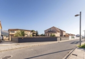Chalet independiente con terreno en venta en la España, Iznalloz, ref: TR244785 foto