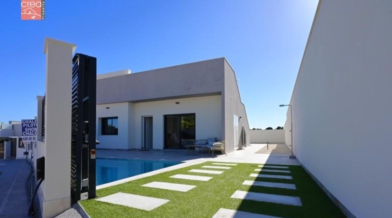 Alicante - Пилар-де-ла-Орадада - 337m2