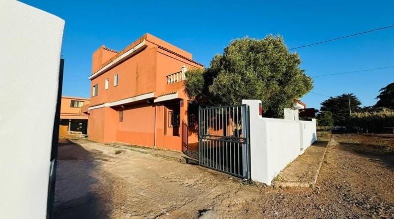 Santa Cruz de Tenerife - San Cristóbal de La Laguna - 1300m2