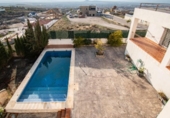 Chalet independiente con terreno en venta en la España, La Zubia, ref: TR314971 foto