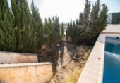 Chalet independiente con terreno en venta en la España, La Zubia, ref: TR314971 foto
