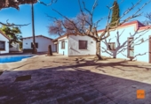 Chalet independiente con terreno en venta en la España, Santa Bàrbara, ref: TR224028 foto