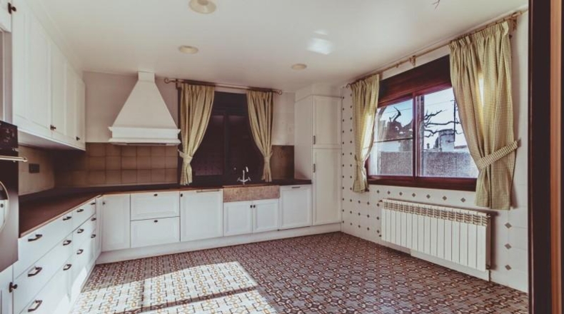 Tarragona - Santa Bàrbara - 3208m2