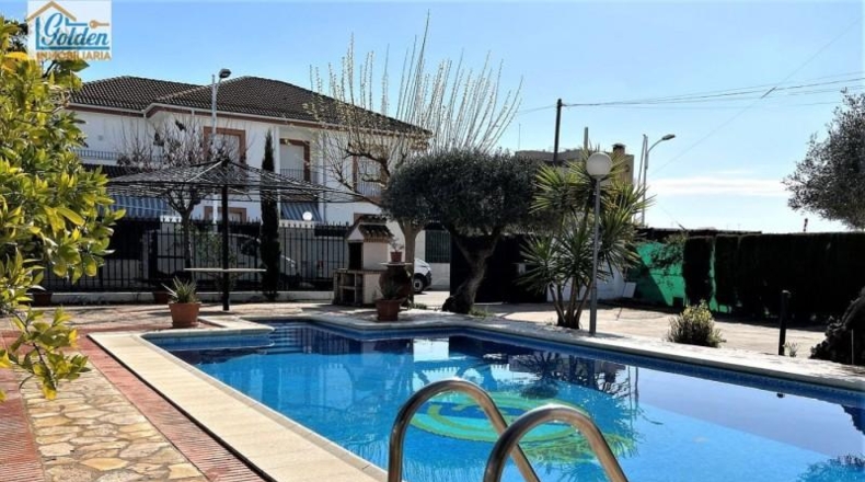 Badajoz - Don Benito - 1200m2