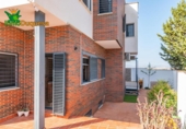 Chalet independiente con terreno en venta en la España, Alhendín, ref: TR263934 foto