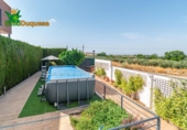 Chalet independiente con terreno en venta en la España, Alhendín, ref: TR263934 foto