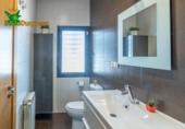 Chalet independiente con terreno en venta en la España, Alhendín, ref: TR263934 foto