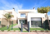Xalet independent amb terreny en venda a la España, Los Alcázares, ref.: TR218457 foto