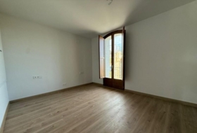 Centelles 657&nbsp;м²