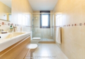 Casa de camp amb terreny en venda a la España, Carballo, ref.: TR349022 foto