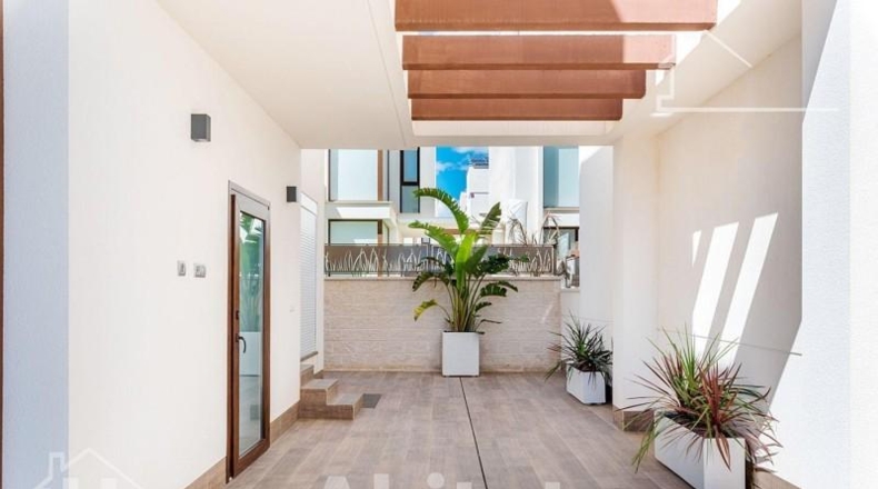 Alicante - Los Montesinos - 306m2