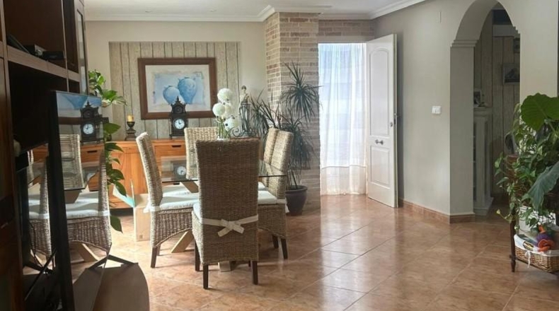 Alicante - la Nucia - 500m2