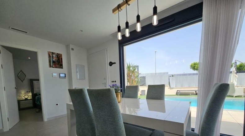 Alicante - San Miguel de Salinas - 156m2