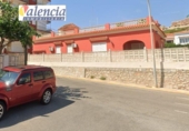 Xalet independent amb terreny en venda a la España, Cullera, ref.: TR155614 foto