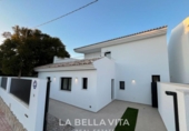 Chalet independiente con terreno en venta en la España, San Pedro del Pinatar, ref: TR340152 foto