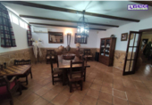 Xalet independent amb terreny en venda a la España, Saix, ref.: TR140123 foto