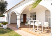 Xalet independent amb terreny en venda a la España, Sanlúcar de Barrameda, ref.: TR359736 foto