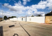 Chalet independiente con terreno en venta en la España, Orihuela, ref: TR348516 foto