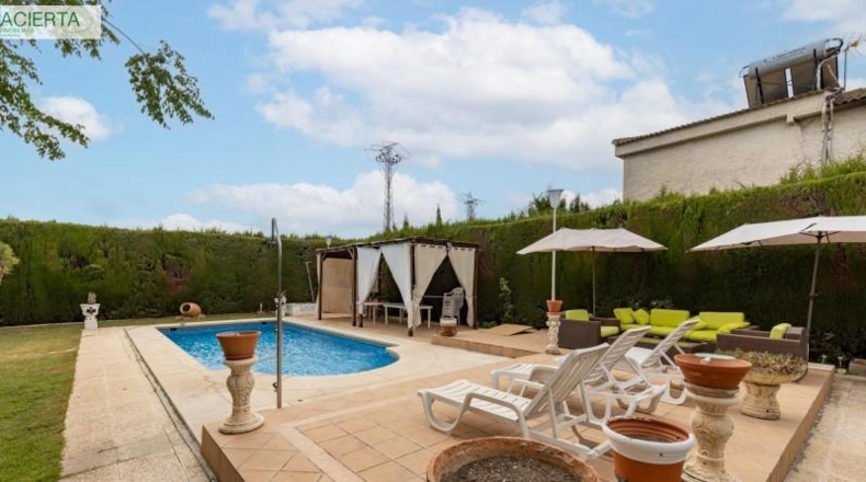 Granada - Villa de Otura - 10707m2