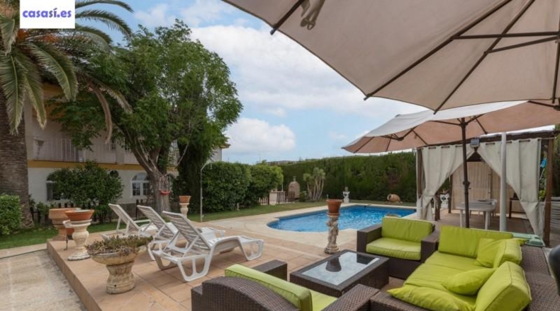 Granada - Villa de Otura - 1067m2