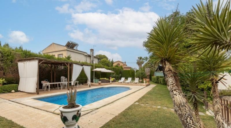 Granada - Villa de Otura - 10707m2