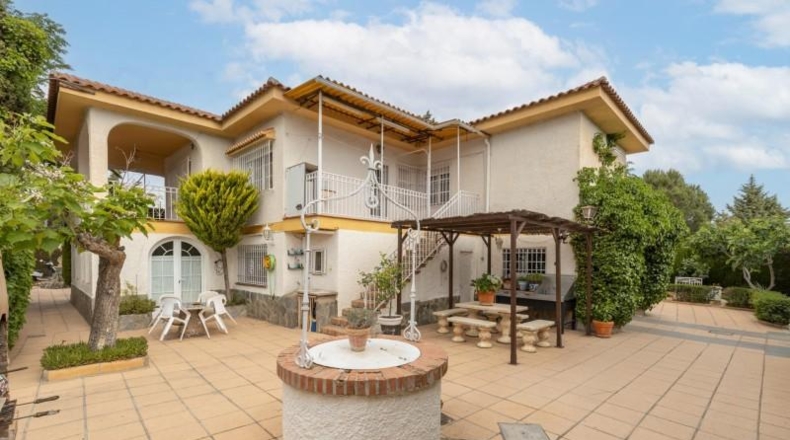 Granada - Villa de Otura - 10707m2