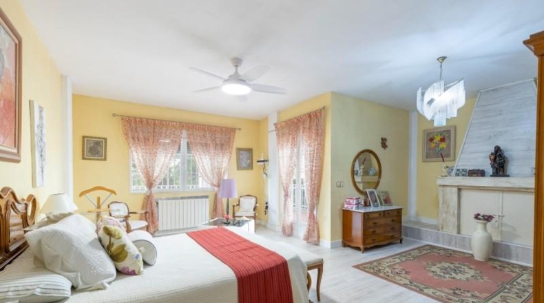 Granada - Villa de Otura - 10707m2