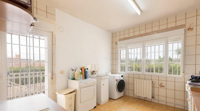 Granada - Villa de Otura - 10707m2