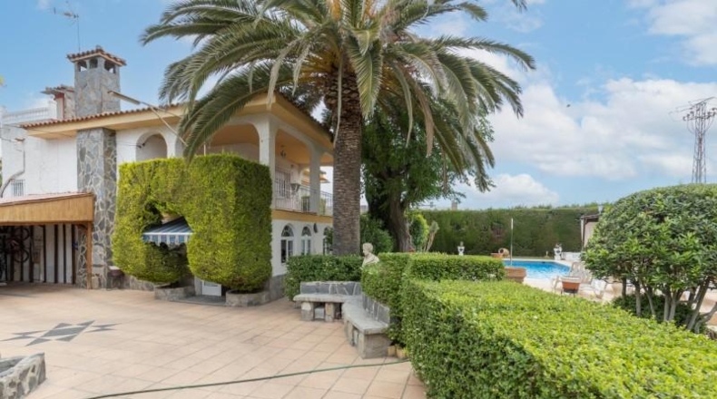 Granada - Villa de Otura - 10707m2