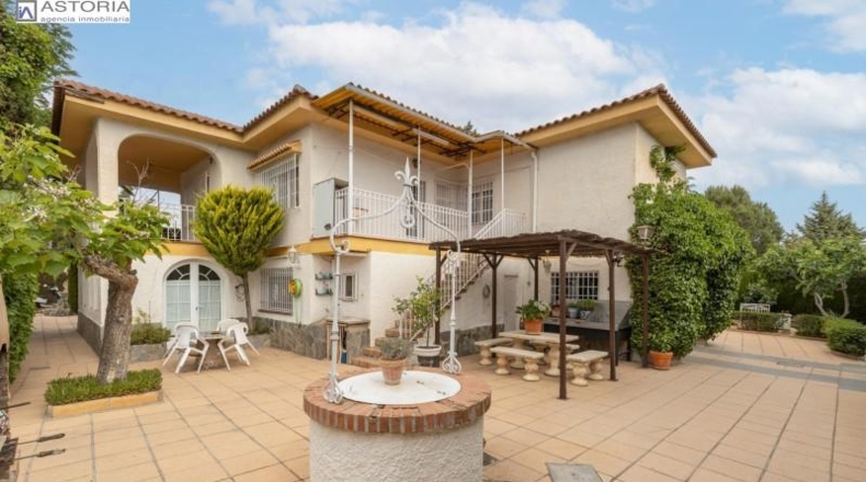 Granada - Villa de Otura - 10707m2