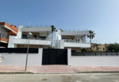 Chalet independiente con terreno en venta en la España, Orihuela, ref: TR141117 foto