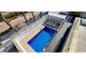 Chalet independiente con terreno en venta en la España, Orihuela, ref: TR361766 foto
