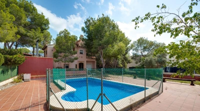 Alicante - San Miguel de Salinas - 1600m2