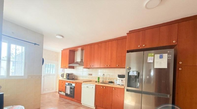 Alicante - Villajoyosa - 2000m2