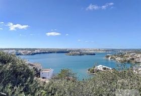 Mahón 750&nbsp;м²