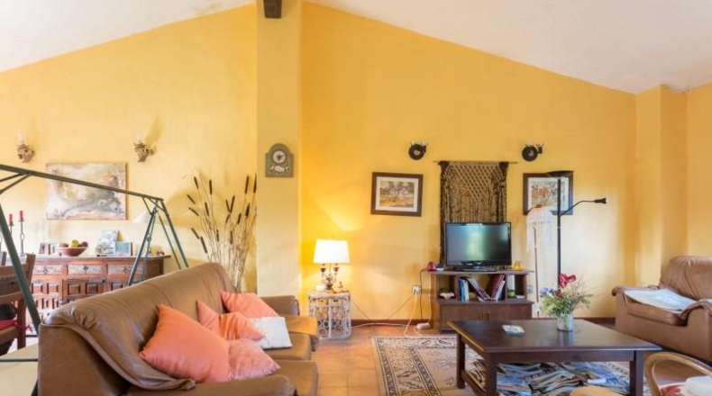 Gerona - Figueres - 4225m2