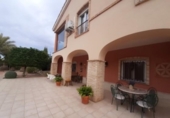 Chalet independiente con terreno en venta en la España, Monóvar, ref: TR146060 foto